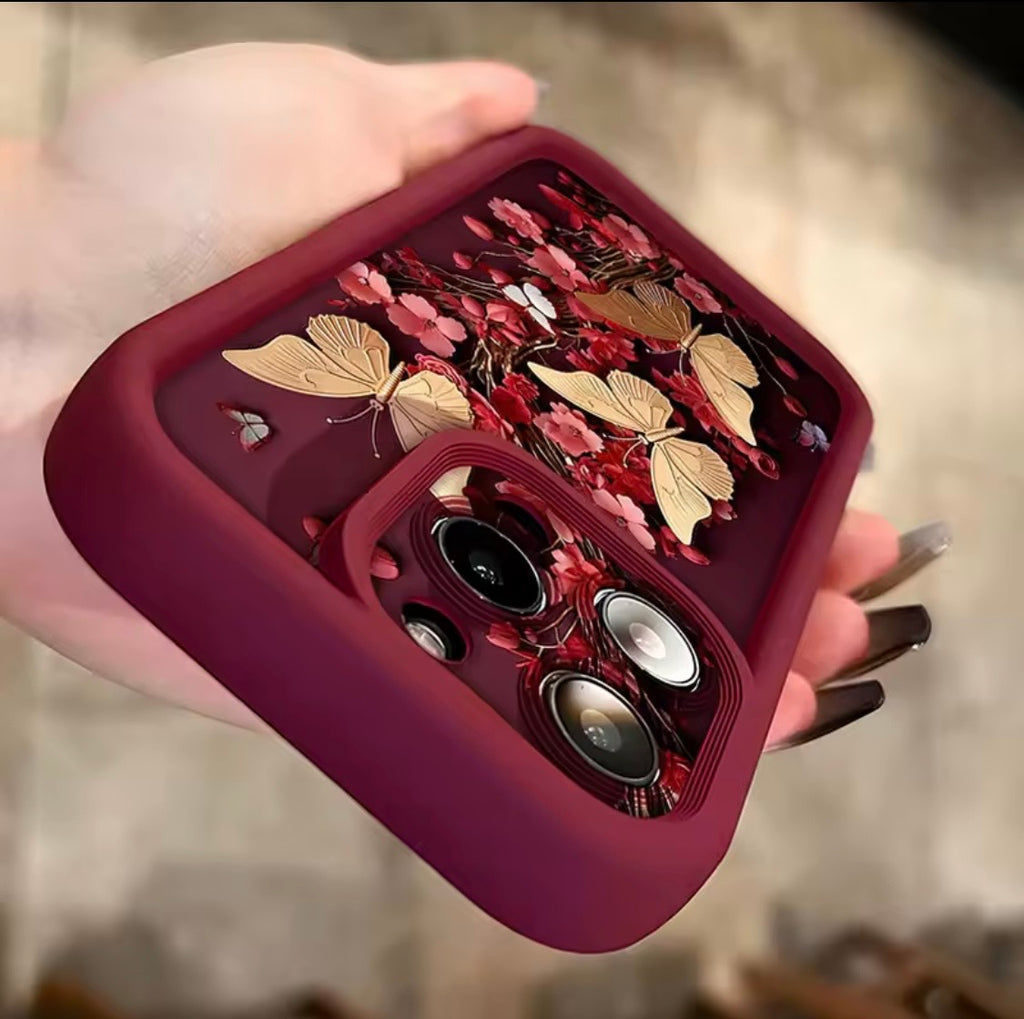 Coque rouge pour iPhone 15 style vintage love motif papillon
